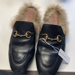 Gucci Black Leather Fur-Lined Horsebit Slippers